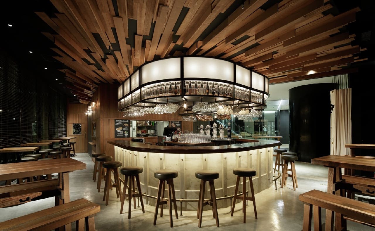 Nhà hàng và quầy bar