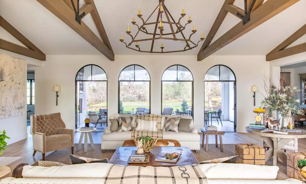 Thiết kế Địa Trung Hải luôn tràn ngập ánh sáng