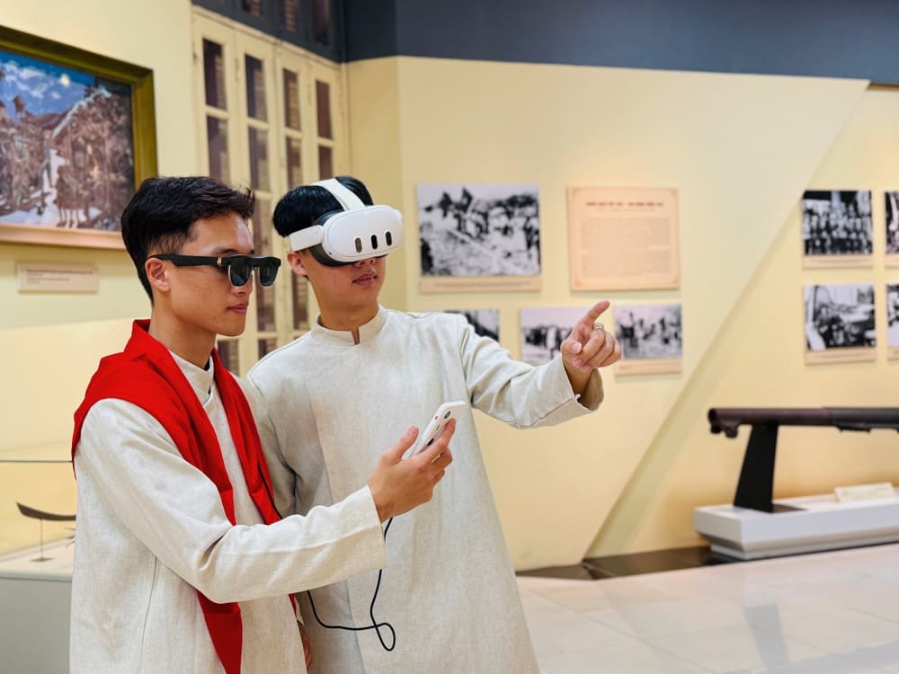Trải nghiệm công nghệ thực tế ảo AR tại bảo tàng