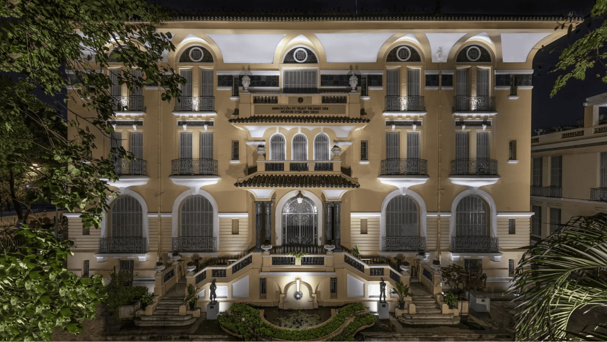 Khách sạn phong cách Đông Dương