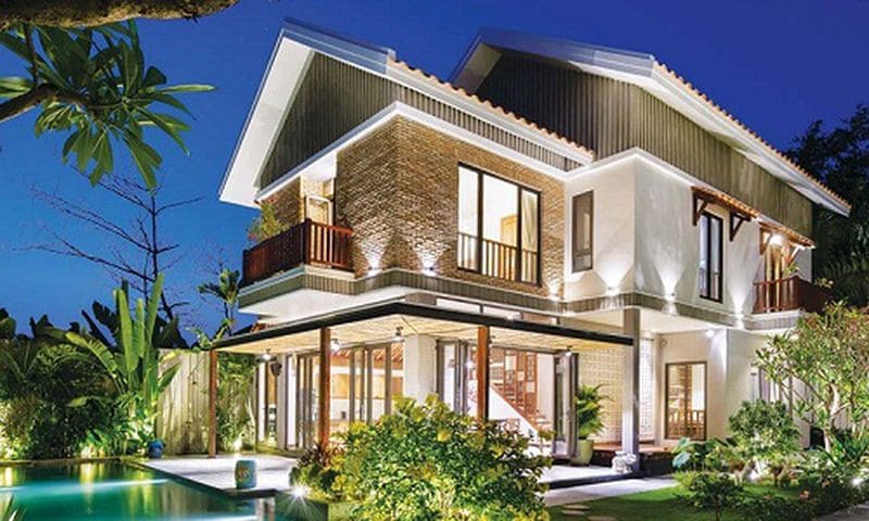 Biệt thự mái thái hiện đại ấm cúng và hài hòa